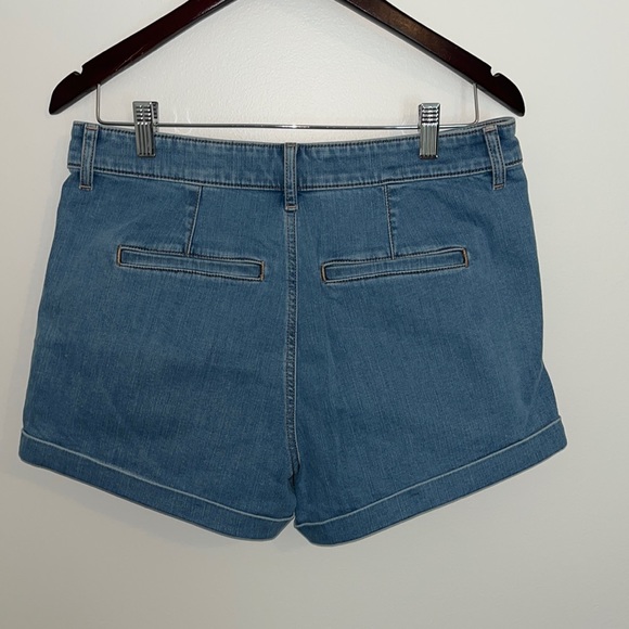 Express high rise shorts, EUC, size 8 - Picture 2 of 5